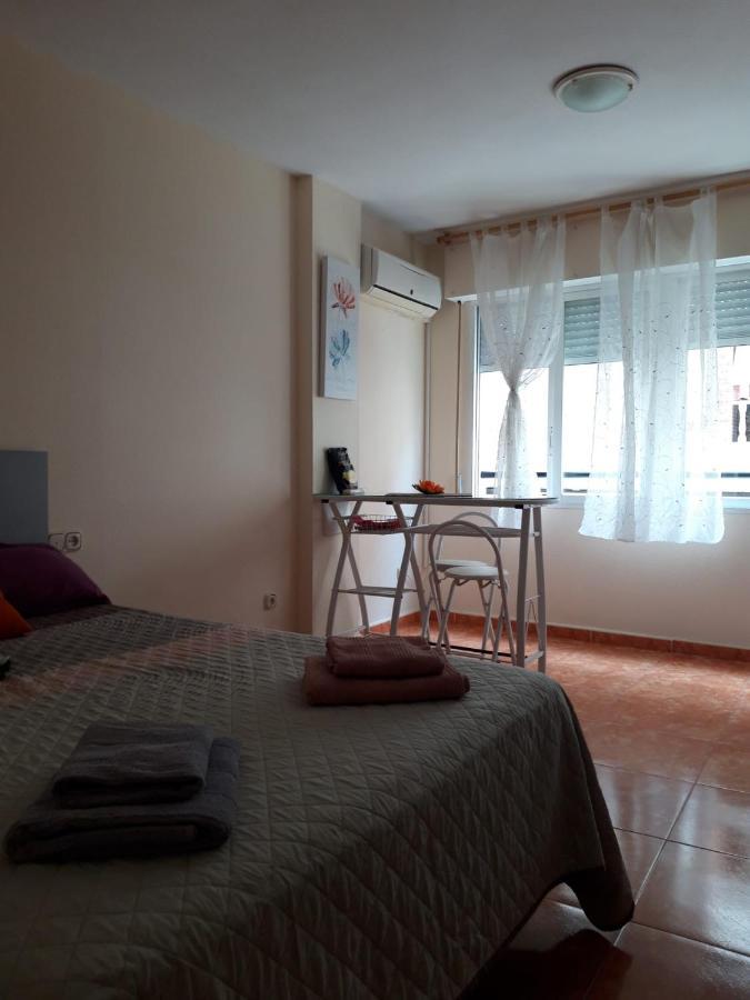 Almudena Estudio Torrevieja Dış mekan fotoğraf
